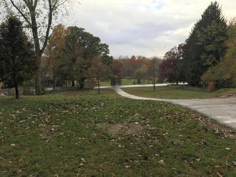 10508 N Riverview Dr, Plainwell, MI 49080 photo 3