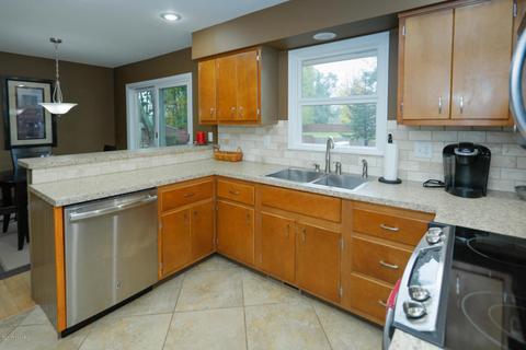 1011 Miller Rd, Plainwell, MI 49080 photo 11
