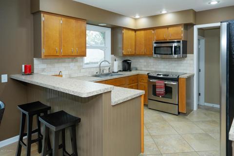 1011 Miller Rd, Plainwell, MI 49080 photo 10