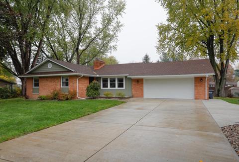 1011 Miller Rd, Plainwell, MI 49080 photo 2