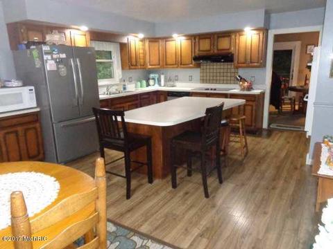 1679 Anderson Rd, Cassopolis, MI 49031 photo 17