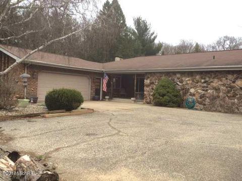 1679 Anderson Rd, Cassopolis, MI 49031 photo 3