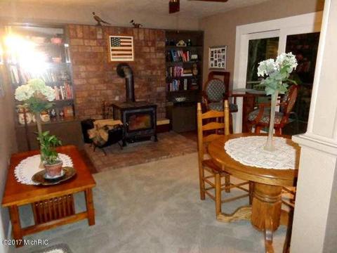 1679 Anderson Rd, Cassopolis, MI 49031 photo 13