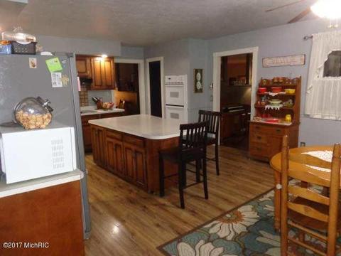 1679 Anderson Rd, Cassopolis, MI 49031 photo 16