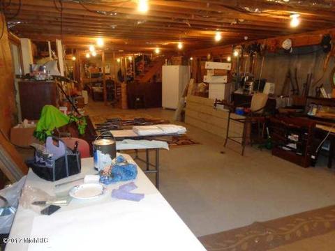 1679 Anderson Rd, Cassopolis, MI 49031 photo 26