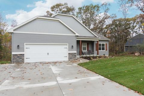 4302 Amazon, Lowell, MI 49331 photo 2