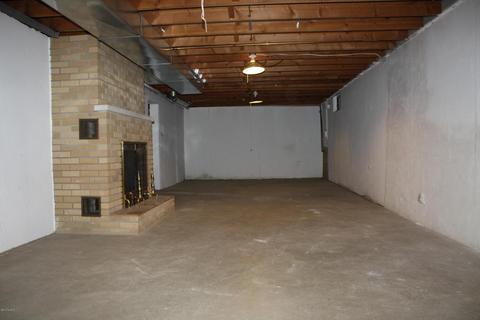 16589 E Augusta Dr, Augusta, MI 49012 photo 17