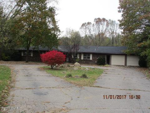 2764 W Ab Ave, Plainwell, MI 49080 photo 1
