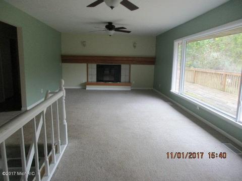 2764 W Ab Ave, Plainwell, MI 49080 photo 6