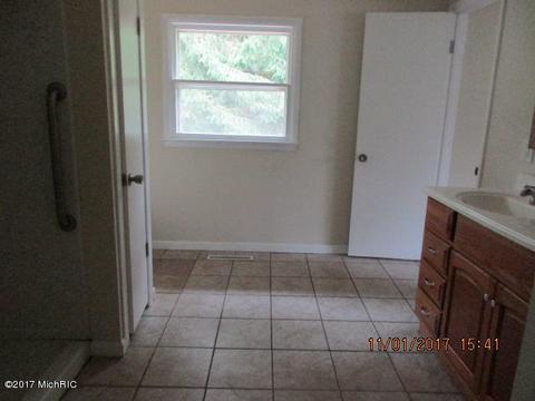 2764 W Ab Ave, Plainwell, MI 49080 photo 8