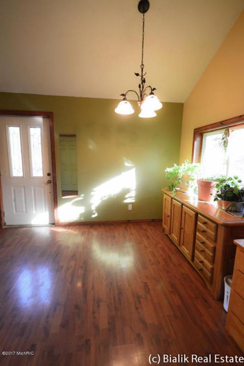 7750 E 36th St, Newaygo, MI 49337 photo 17