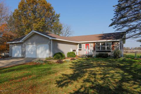 12164 Quaker St, Constantine, MI 49042 photo 1