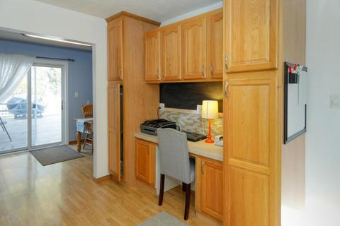 12164 Quaker St, Constantine, MI 49042 photo 8