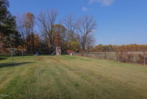 12164 Quaker St, Constantine, MI 49042 photo 20
