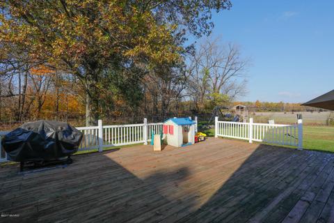 12164 Quaker St, Constantine, MI 49042 photo 18