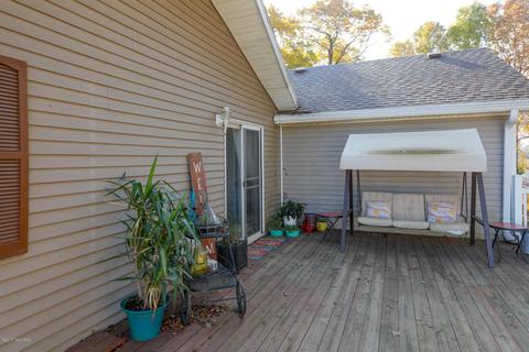 12164 Quaker St, Constantine, MI 49042 photo 17