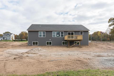 3806 Hare Ln, Dorr, MI 49323 photo 2