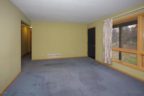 4122 E B Ave, Plainwell, MI 49080 photo 4
