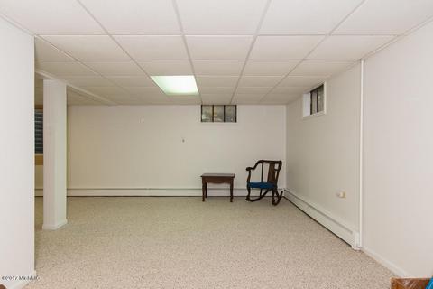 348 13th St, Plainwell, MI 49080 photo 14