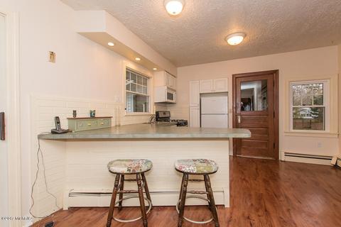 348 13th St, Plainwell, MI 49080 photo 8