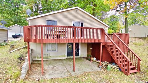 12433 Cabin Dr, Belding, MI 48809 photo 1