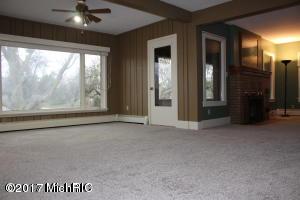 579 E Parmeter Rd, Ionia, MI 48846 photo 18