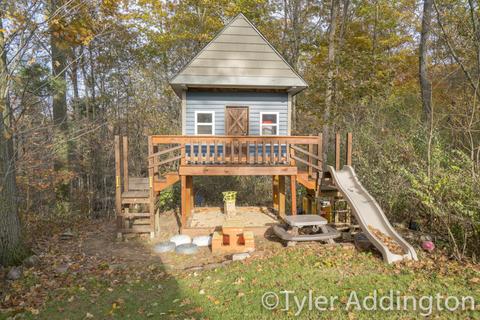 4465 Riverbluff Trl, Hamilton, MI 49419 photo 21