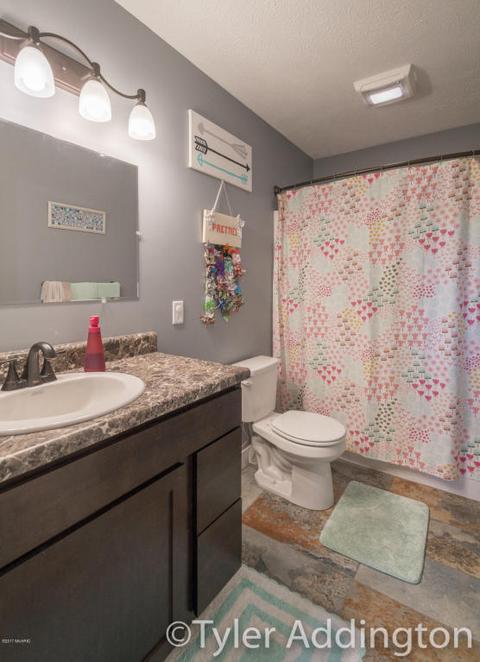 4465 Riverbluff Trl, Hamilton, MI 49419 photo 17
