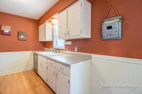 250 Donna Dr, Lowell, MI 49331 photo 13