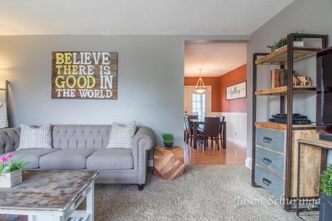250 Donna Dr, Lowell, MI 49331 photo 6