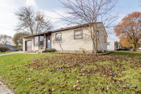 250 Donna Dr, Lowell, MI 49331 photo 2
