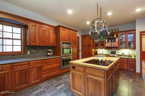 3230 E Riverside Rd, Buchanan, MI 49107 photo 8