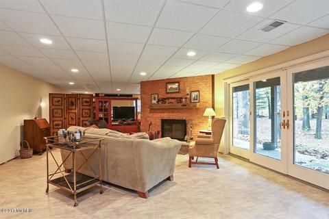 3230 E Riverside Rd, Buchanan, MI 49107 photo 18