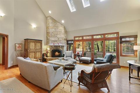 3230 E Riverside Rd, Buchanan, MI 49107 photo 5