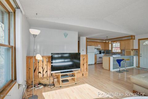 3995 Mckendry Rd, Ionia, MI 48846 photo 7
