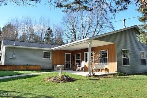 12273 40th Ave, Remus, MI 49340 photo 2