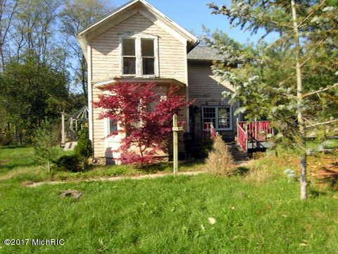 1301 5th St, Three Rivers, MI 49093 photo 1