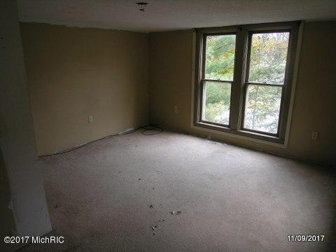 1301 5th St, Three Rivers, MI 49093 photo 4