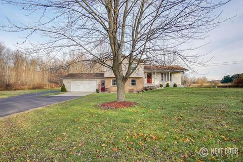 4251 26th St, Dorr, MI 49323 photo 2