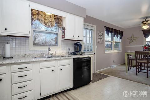 4251 26th St, Dorr, MI 49323 photo 15