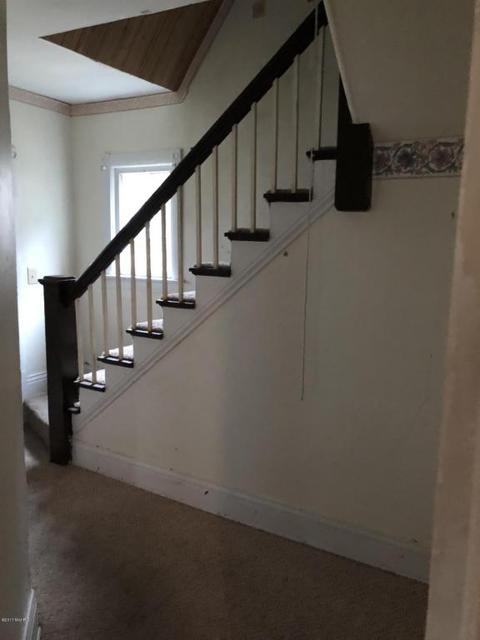 811 Pearl St, Belding, MI 48809 photo 9