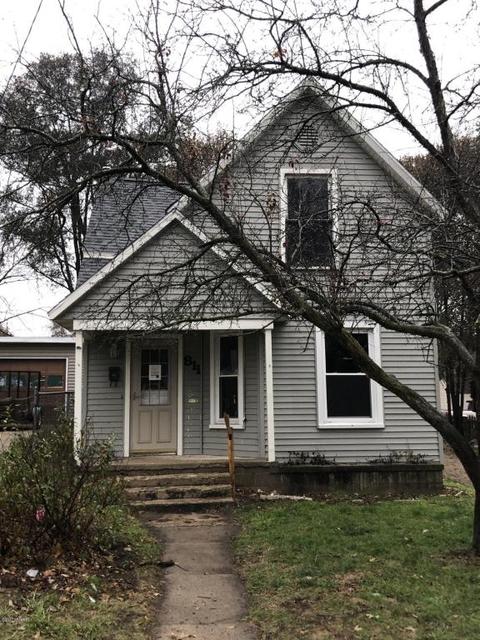 811 Pearl St, Belding, MI 48809 photo 1