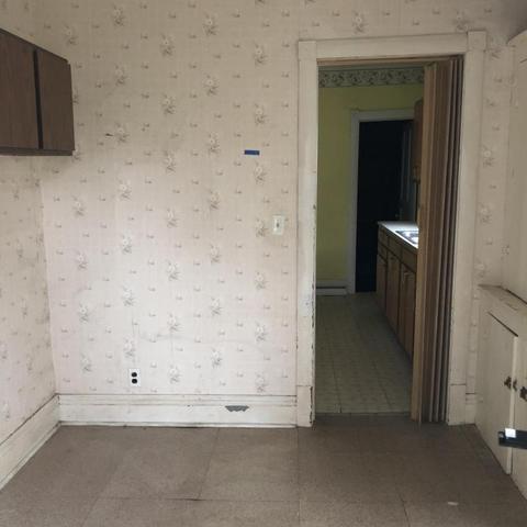 811 Pearl St, Belding, MI 48809 photo 3