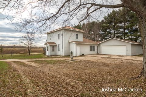 4402 Meade Rd, Belding, MI 48809 photo 3