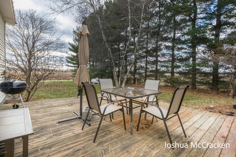 4402 Meade Rd, Belding, MI 48809 photo 11
