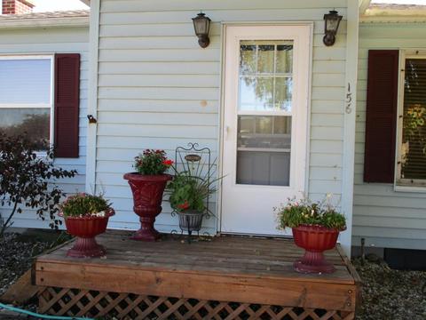156 E Lyons, Schoolcraft, MI 49087 photo 2
