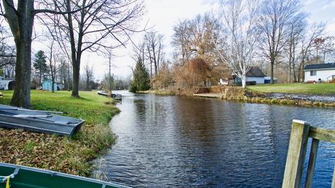 4045 East Shore Dr, Stanton, MI 48888 photo 6