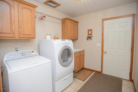 830 E Park Dr, Niles, MI 49120 photo 22