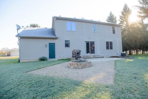 830 E Park Dr, Niles, MI 49120 photo 3