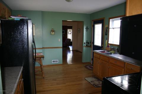 840 E Michigan, Marshall, MI 49068 photo 13